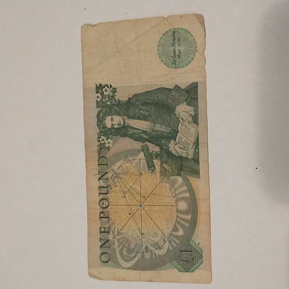 British one pound note - Picture 2 of 2